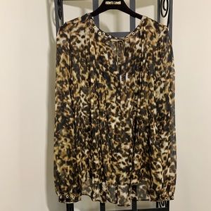 🔥🔥Roberto Cavalli leopard print silk blouse🔥🔥
